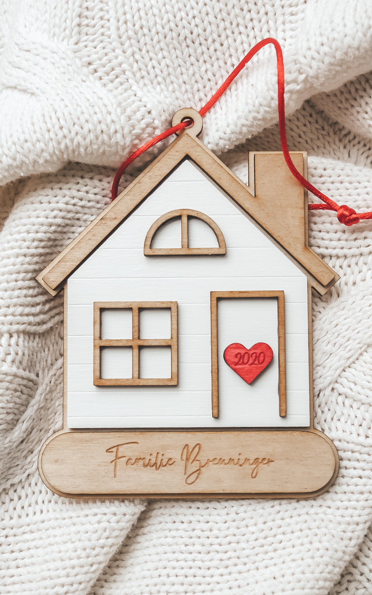 Personalisiertes Dekohaus zum Hängen