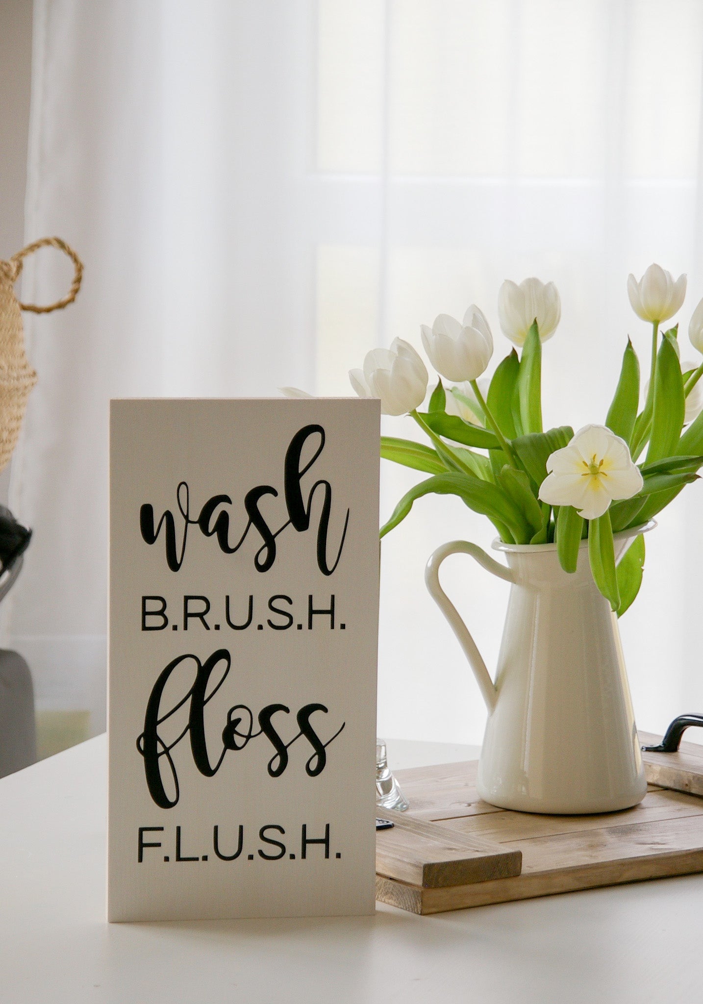 Holzschild Badezimmer ''Wash, brush, floss, flush''