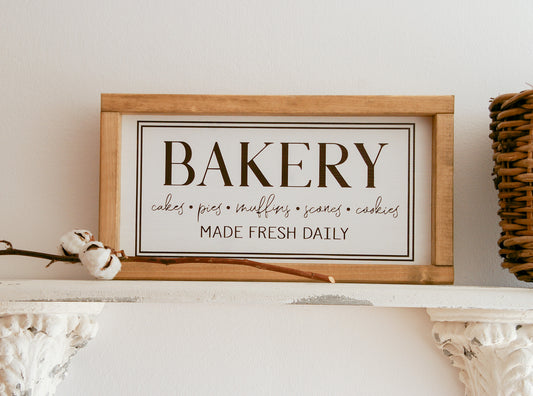 Holzschild ''Bakery''