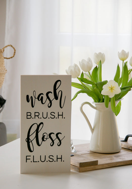 Holzschild Badezimmer ''Wash, brush, floss, flush''