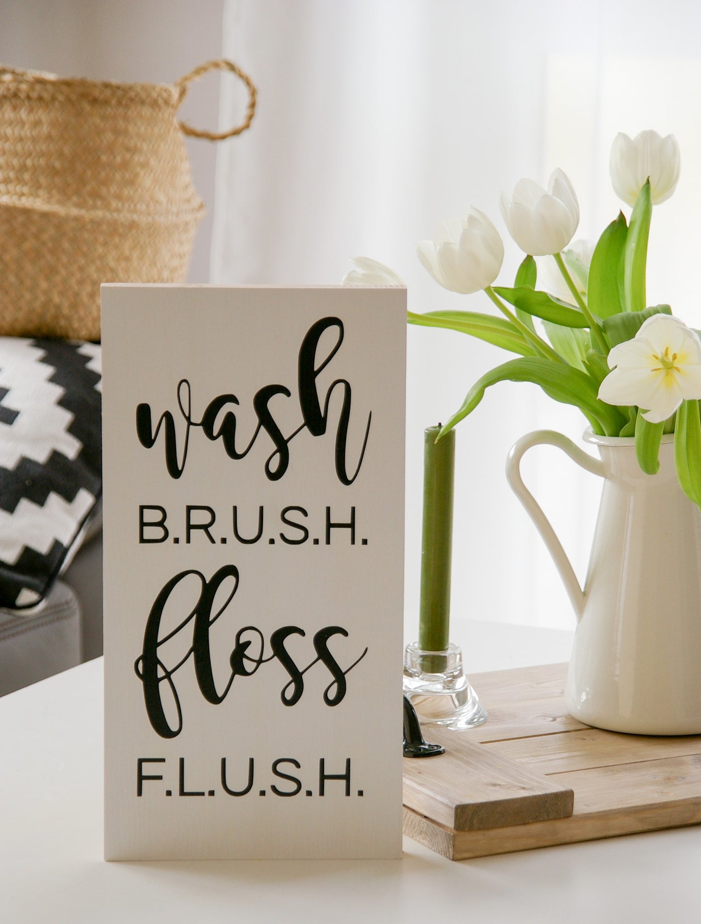 Holzschild Badezimmer ''Wash, brush, floss, flush''